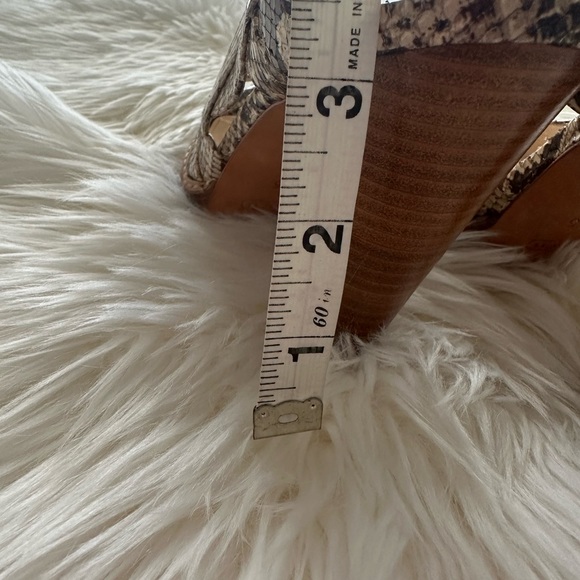 COACH snakeskin leather chunky wooden heel sandal. Size 8.5 - Picture 5 of 5